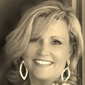 Meet your Posher, Sandy